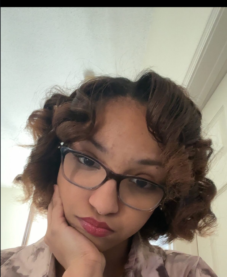 Nexa, nail artist and founder